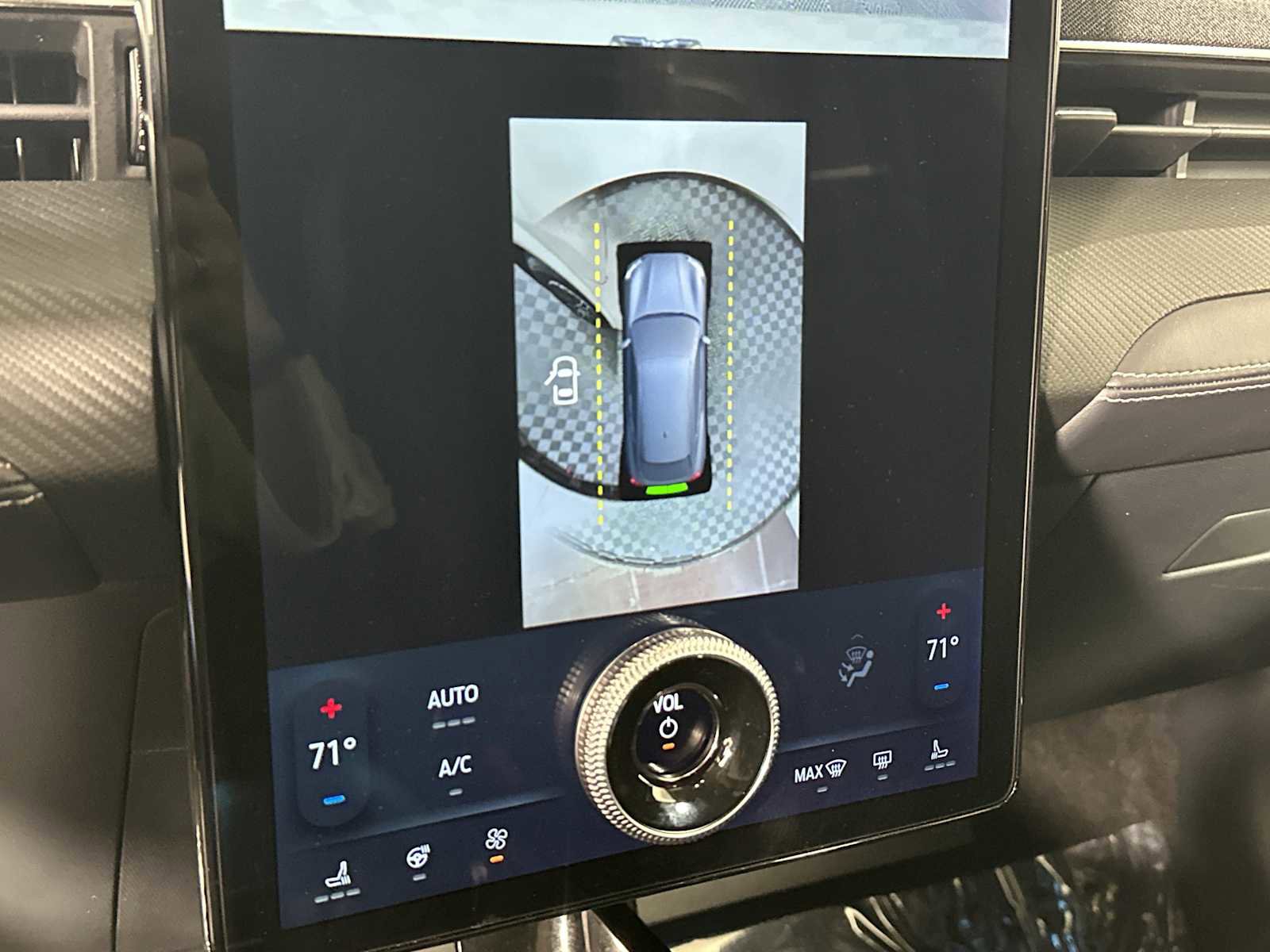 Used 2025 Ford Mustang Mach-E Premium AWD/4WD image 33