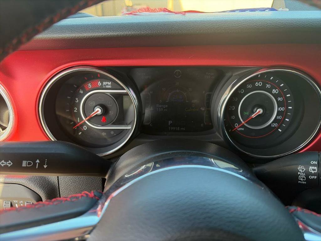 Used 2021 Jeep Wrangler Unlimited Rubicon AWD/4WD image 9