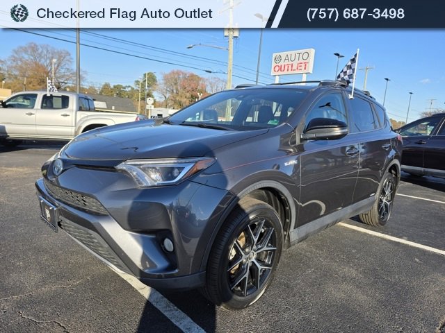 Used 2018 Toyota RAV4 SE