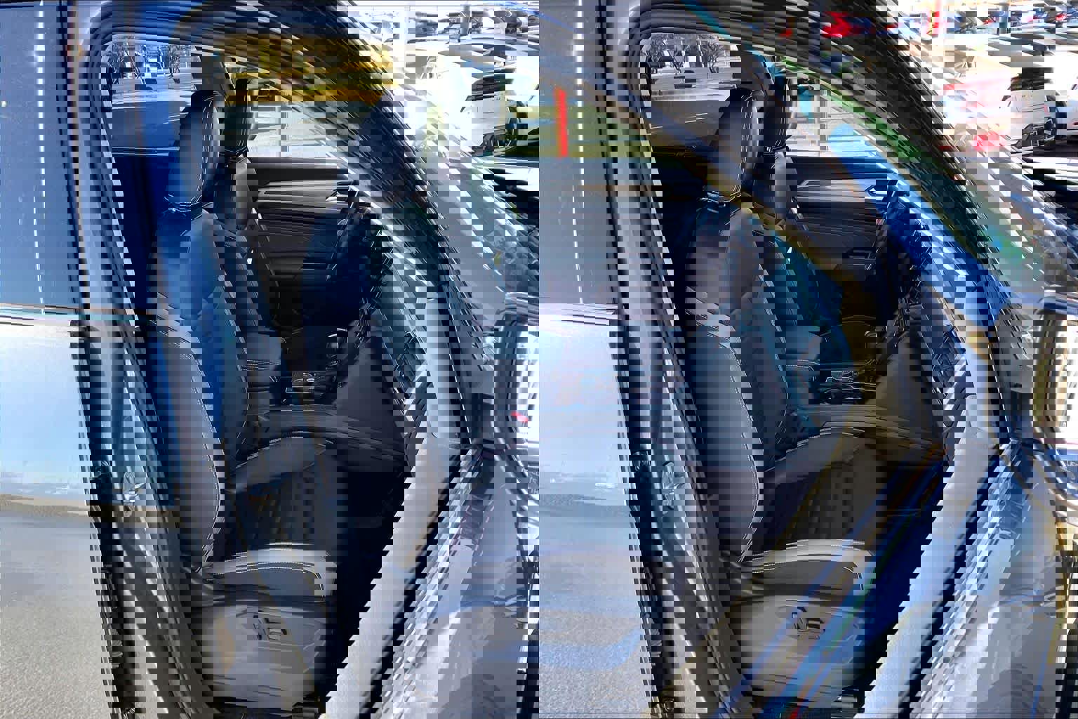 Used 2021 Volkswagen Atlas SEL Premium image 9