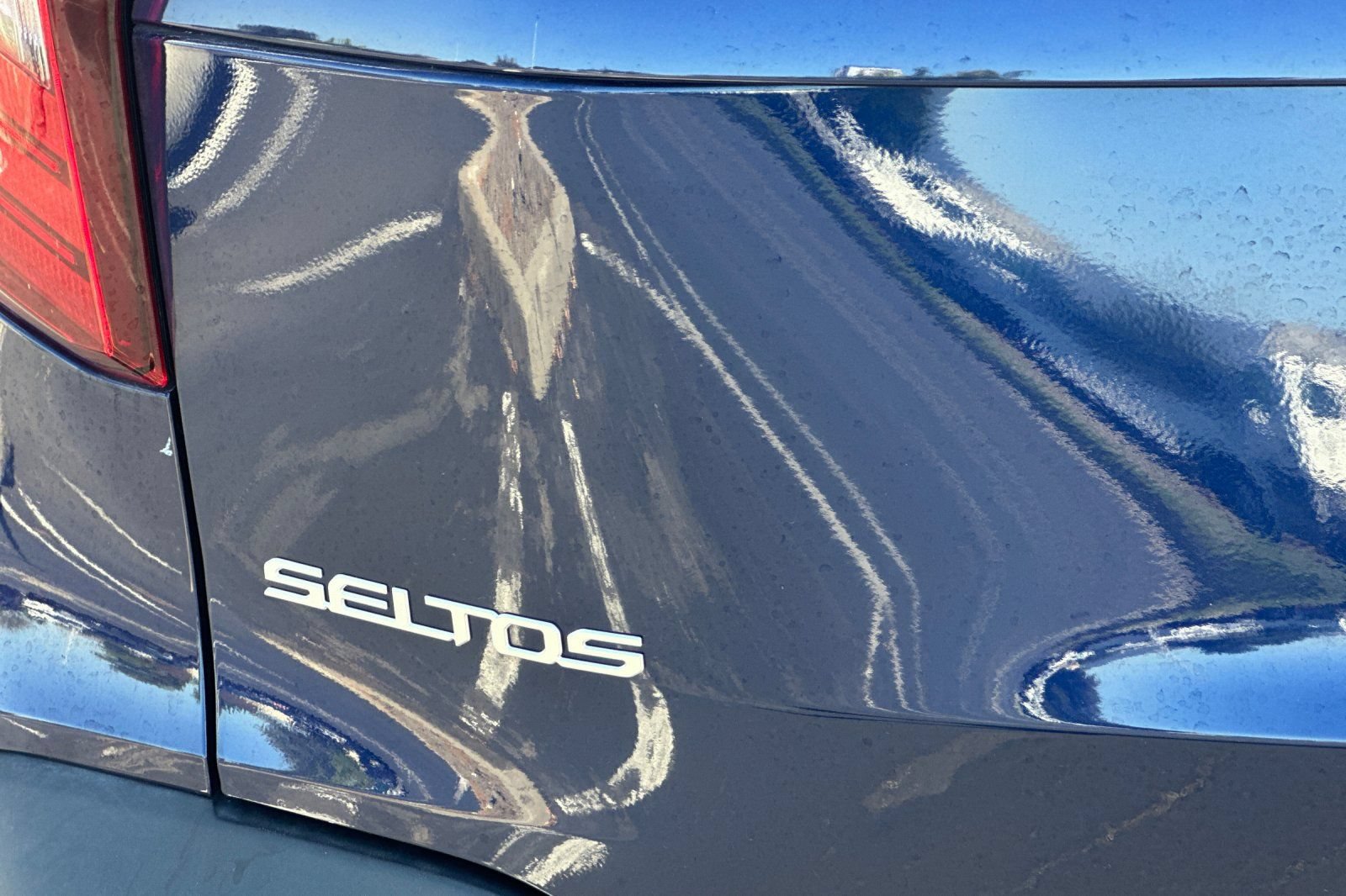 Certified 2024 Kia Seltos EX FWD image 52