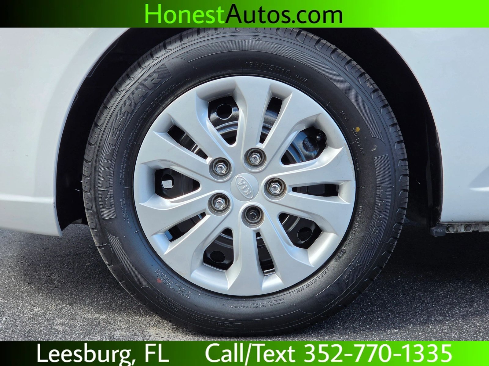 Used 2012 Kia Forte LX FWD image 19