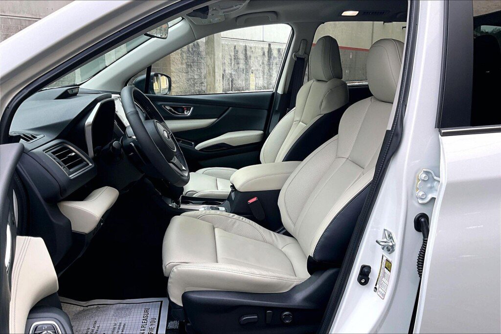 New 2026 Subaru Ascent Limited image 7