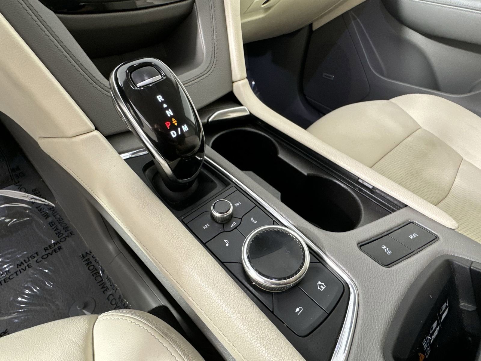 Used 2020 Cadillac XT5 Premium Luxury image 16