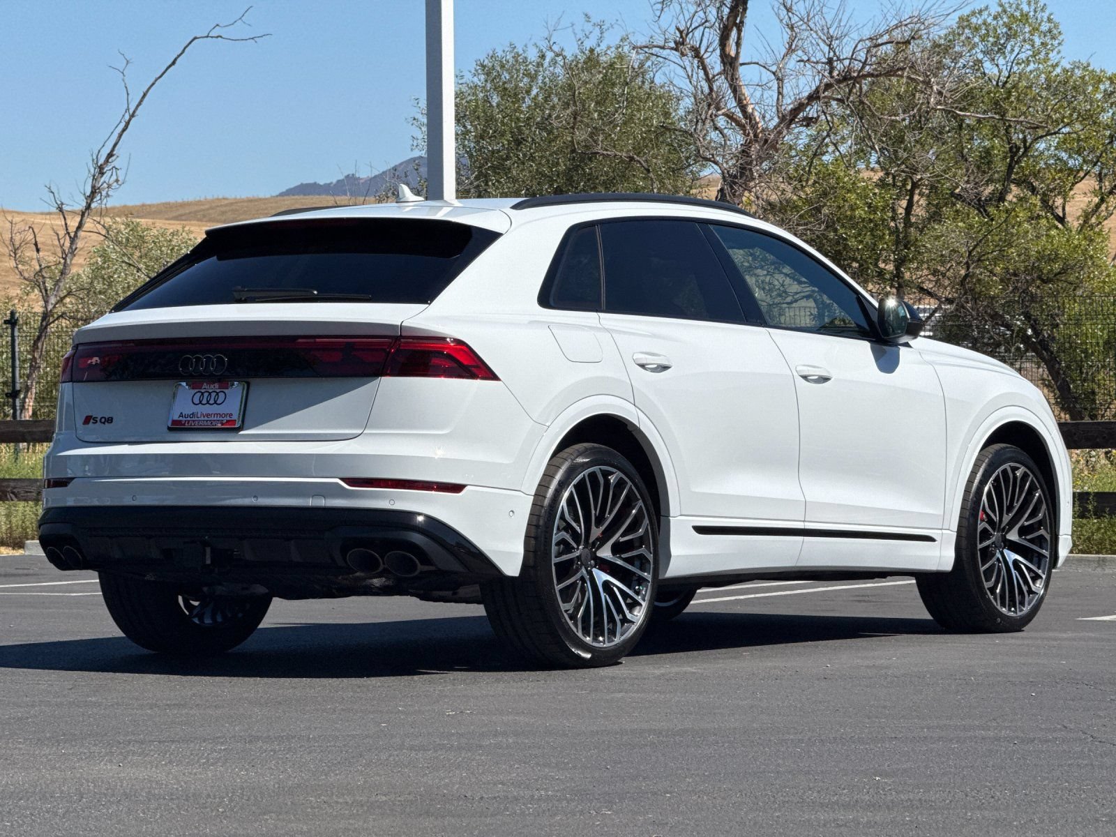 New 2026 Audi SQ8 Prestige AWD/4WD image 6