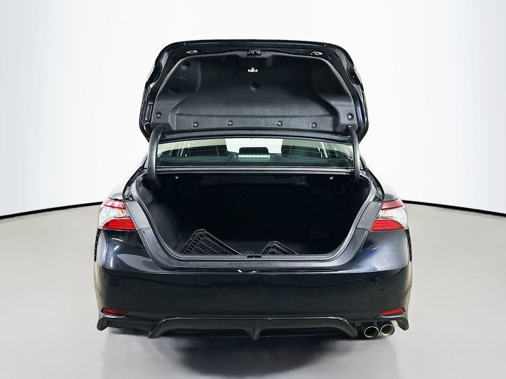 Used 2022 Toyota Camry SE image 34