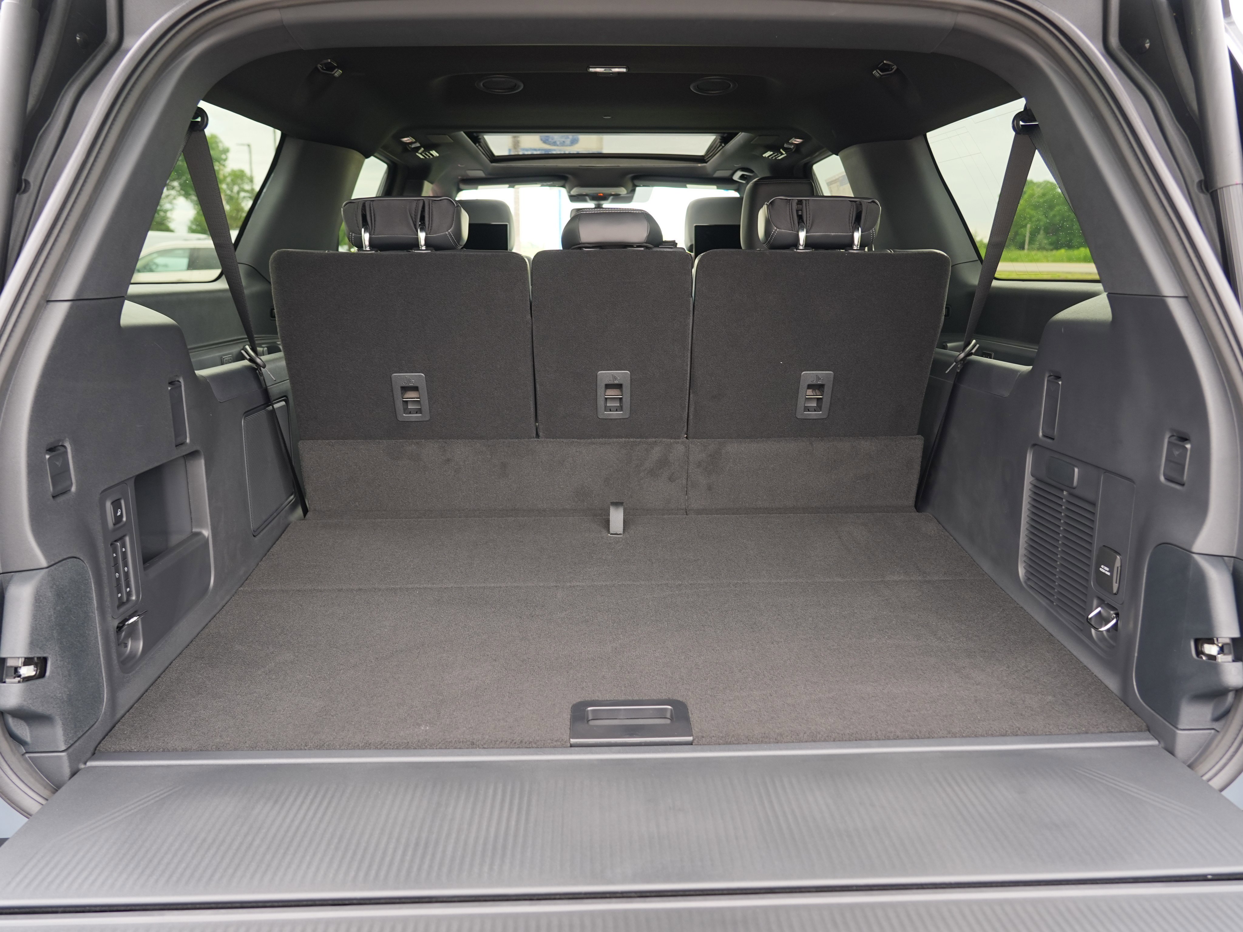 New 2026 Ford Expedition Max Platinum w/ Stealth Performance Package AWD/4WD image 26