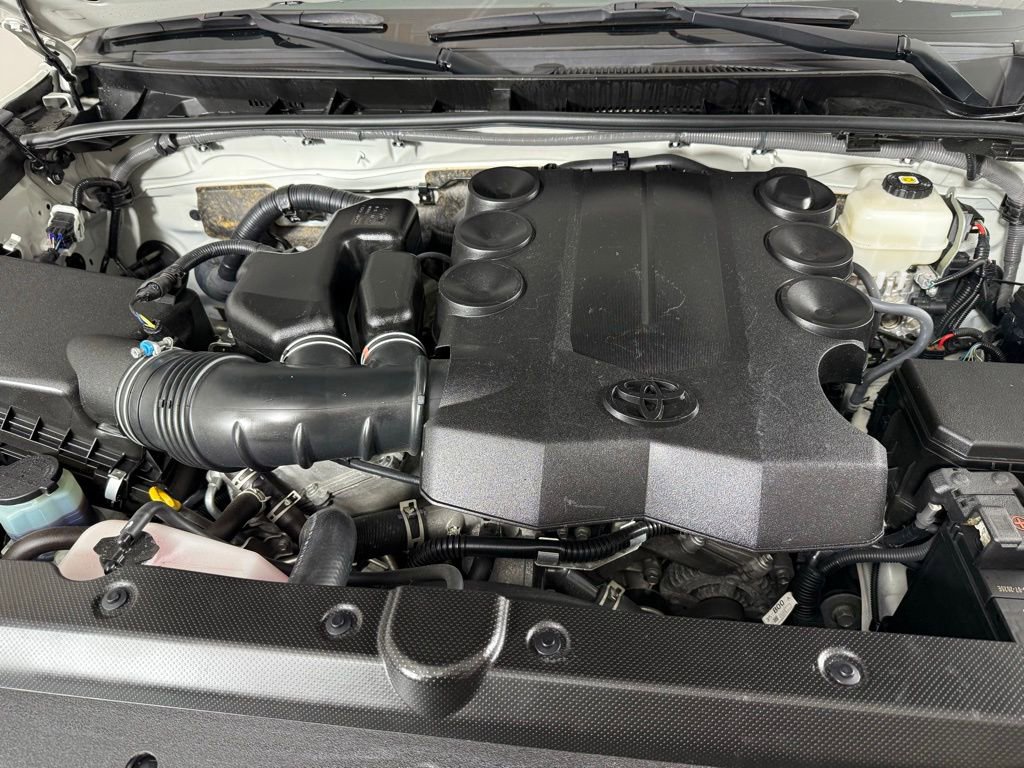 Used 2022 Toyota 4Runner Limited image 31