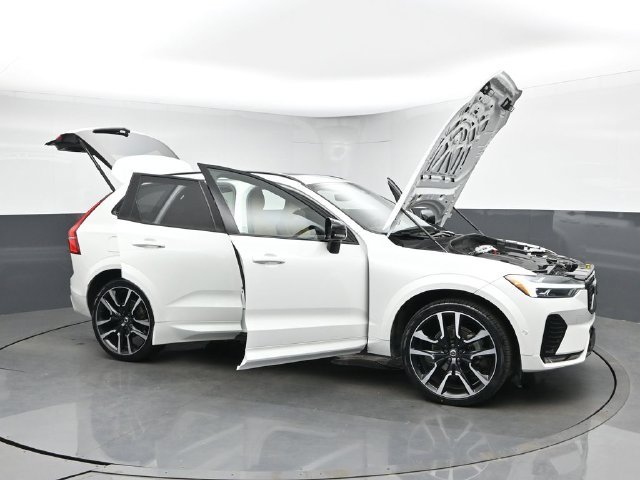 Used 2024 Volvo XC60 B5 Ultimate AWD/4WD image 64