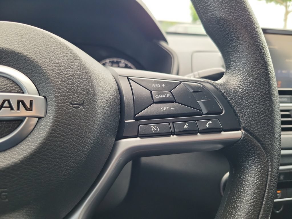 Used 2022 Nissan Altima 2.5 S FWD image 22
