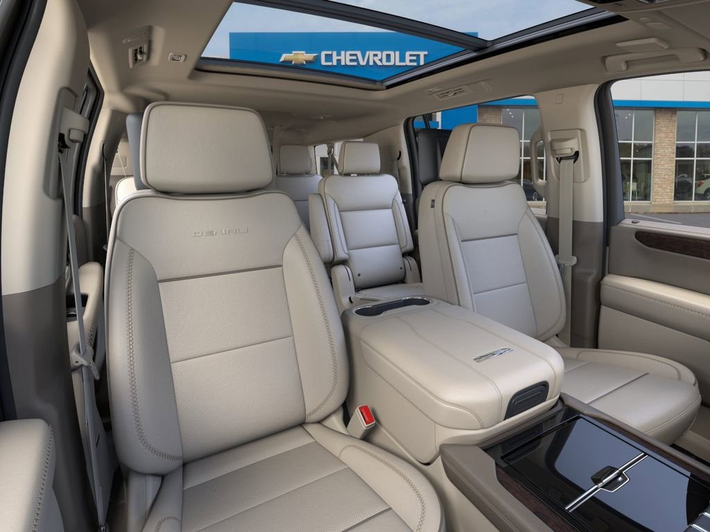 New 2026 GMC Yukon XL Denali AWD/4WD image 16