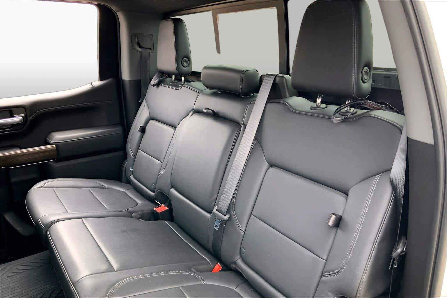 Used 2021 Chevrolet Silverado 1500 LT Trail Boss w/ Convenience Package II AWD/4WD image 21