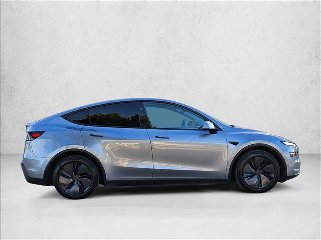 Used 2026 Tesla Model Y Long Range video 4