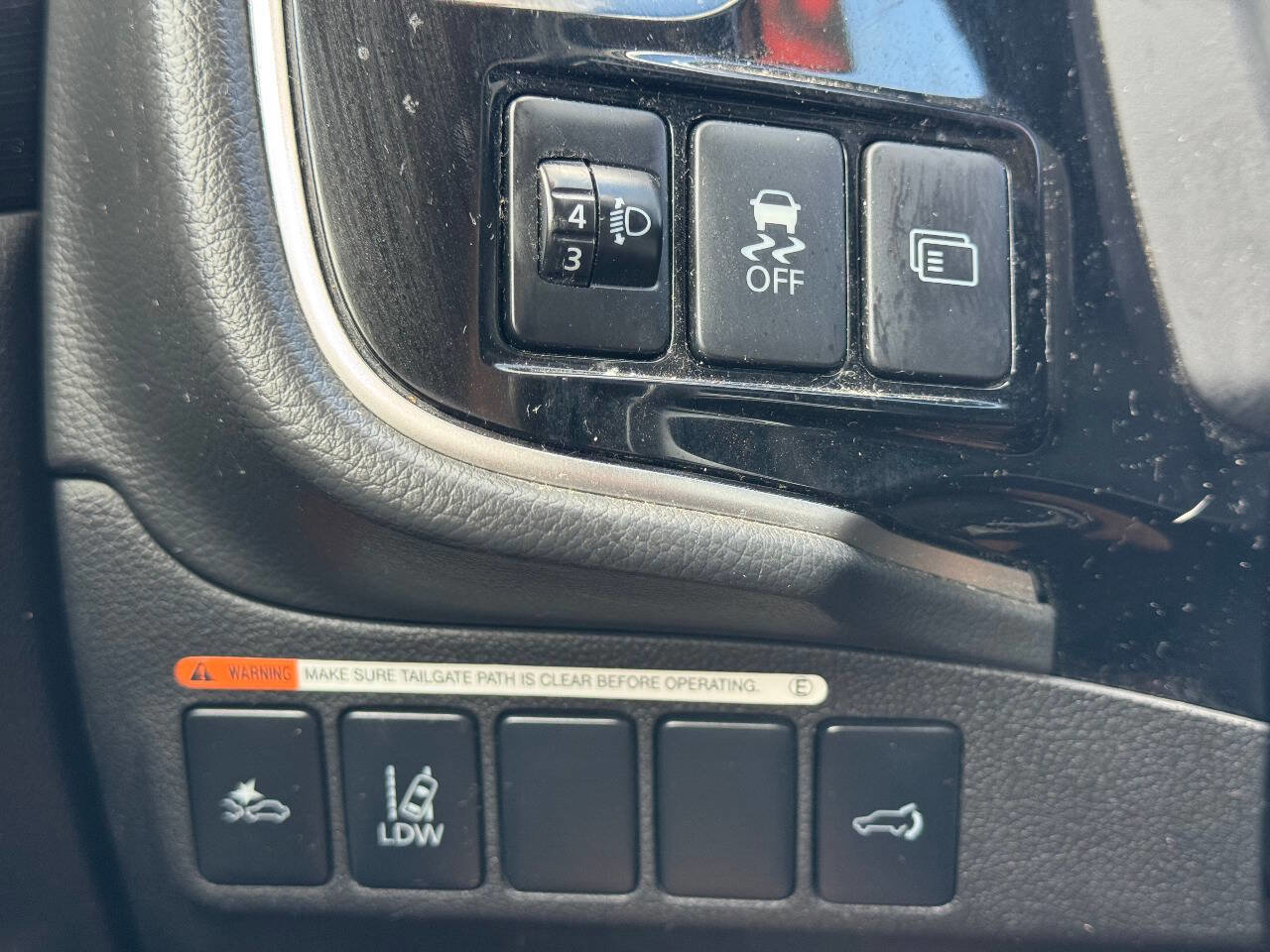Used 2016 Mitsubishi Outlander GT image 19