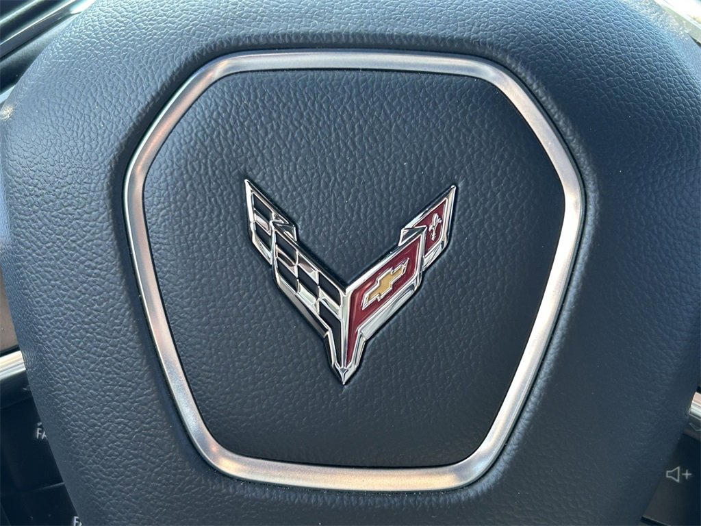 Used 2021 Chevrolet Corvette Stingray Coupe w/ Z51 Performance Package image 37