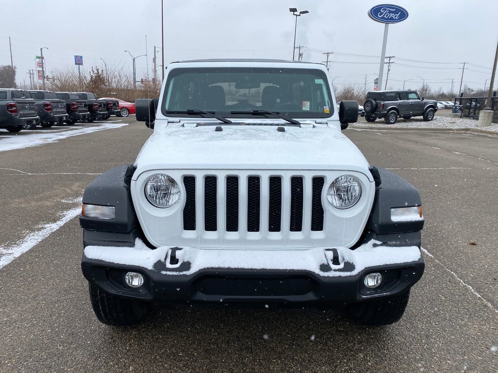Used 2023 Jeep Wrangler Sport image 9