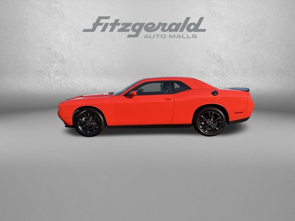 Used 2023 Dodge Challenger SXT w/ Blacktop Package image 4
