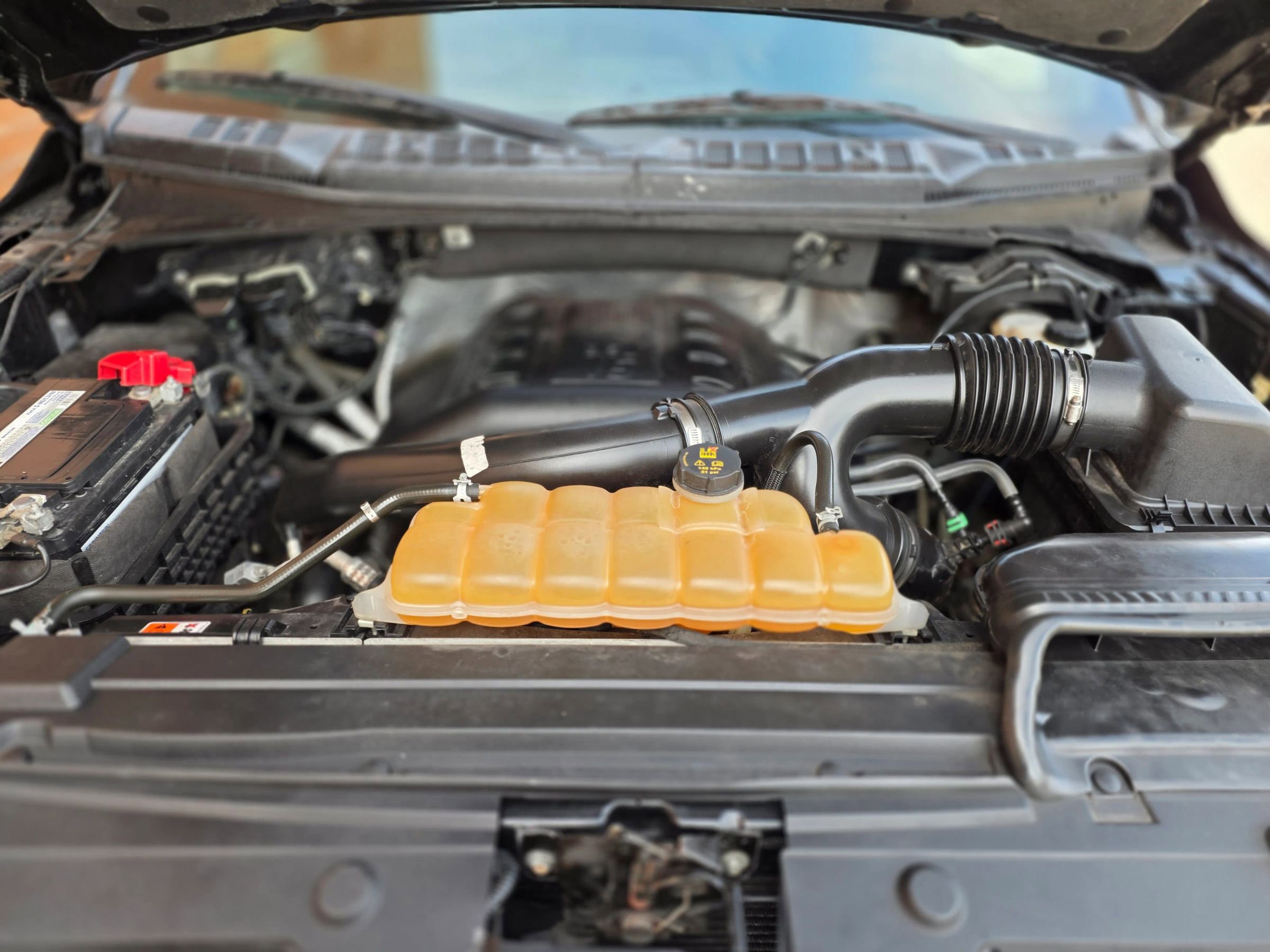 Used 2015 Ford F150 XLT w/ Equipment Group 302A Luxury image 28