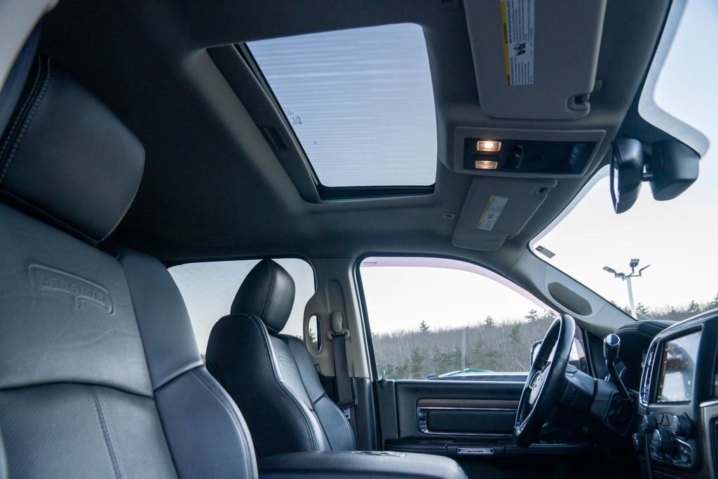 Used 2018 RAM 2500 Laramie w/ Convenience Group image 14