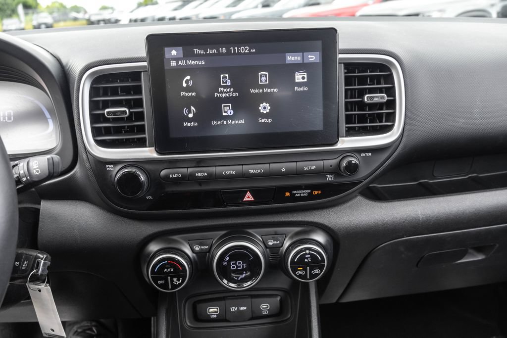 Used 2023 Hyundai Venue SEL w/ Cargo Package FWD image 19
