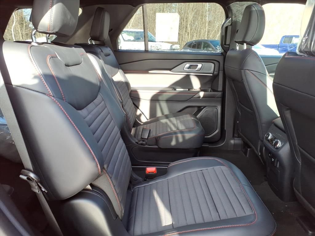 New 2026 Ford Explorer ST-Line w/ ST-Line Street Pack image 12
