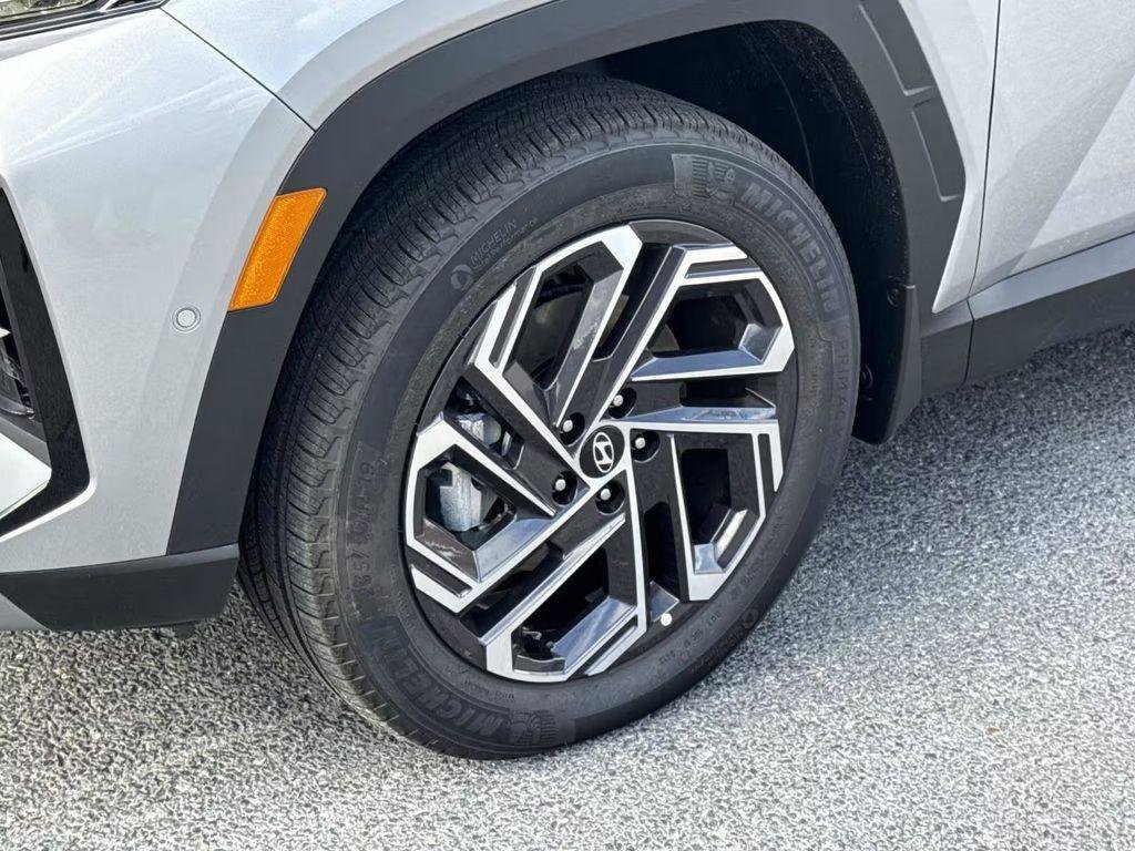 New 2026 Hyundai Tucson Limited image 2