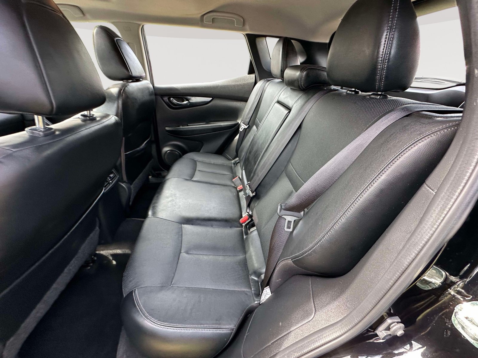 Used 2018 Nissan Rogue Sport SL w/ SL Premium Package AWD/4WD image 29
