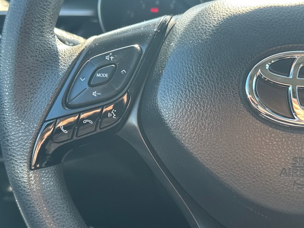 Used 2021 Toyota C-HR LE image 18