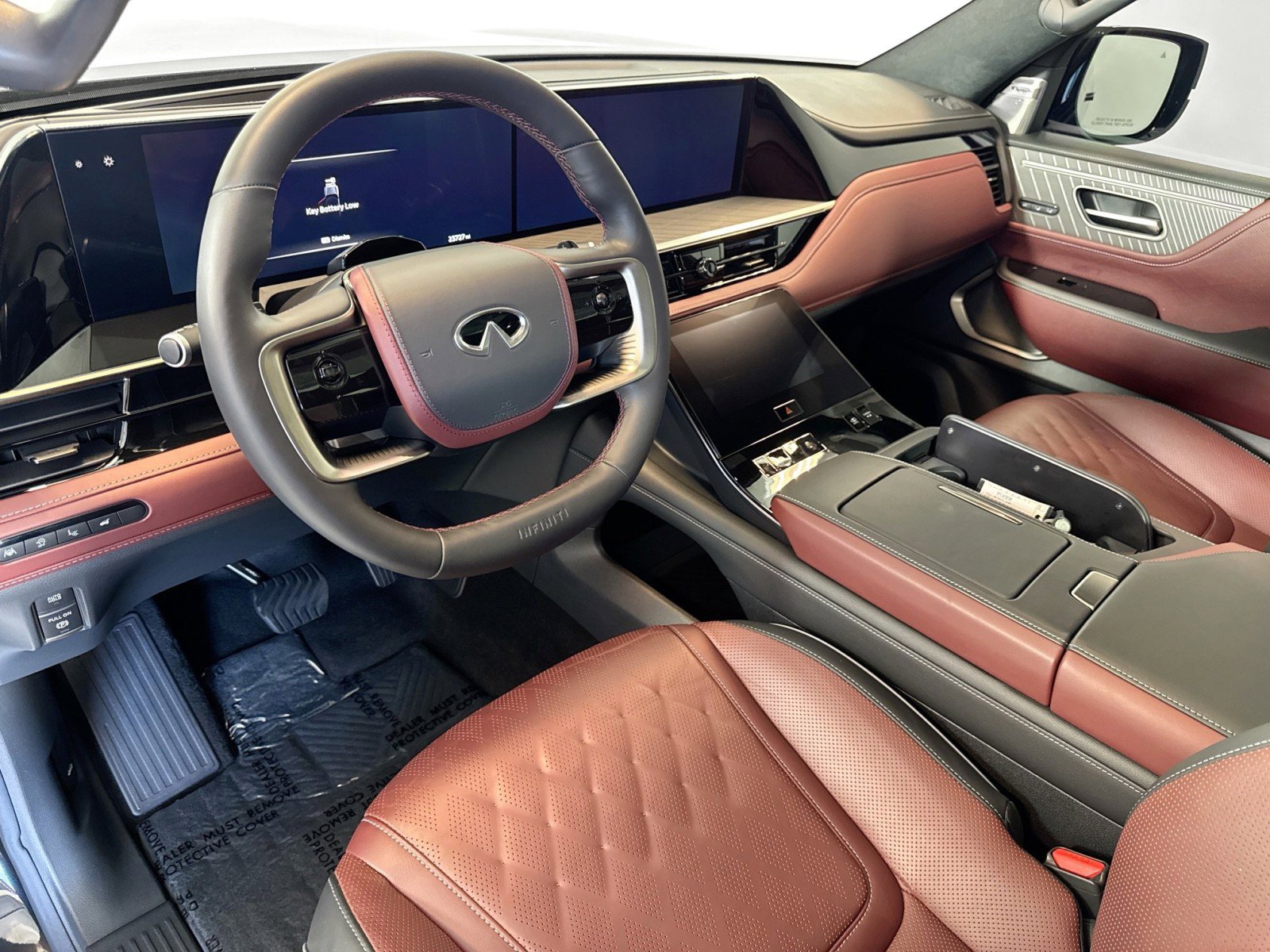 Used 2025 INFINITI QX80 Autograph image 4