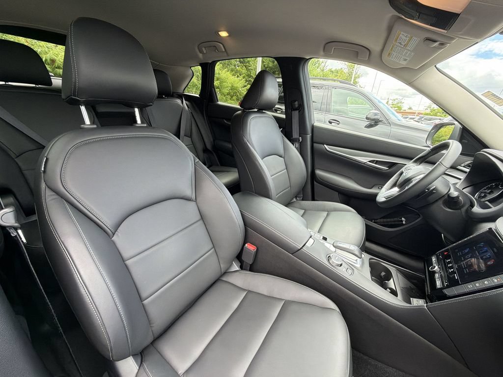 Certified 2025 INFINITI QX50 Pure AWD/4WD image 27