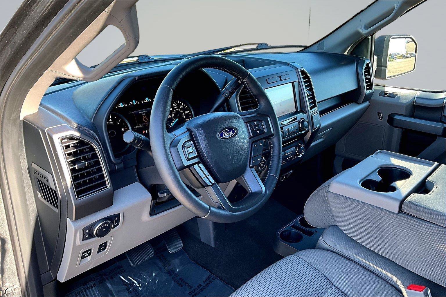 Used 2018 Ford F150 XLT w/ Equipment Group 302A Luxury AWD/4WD image 15