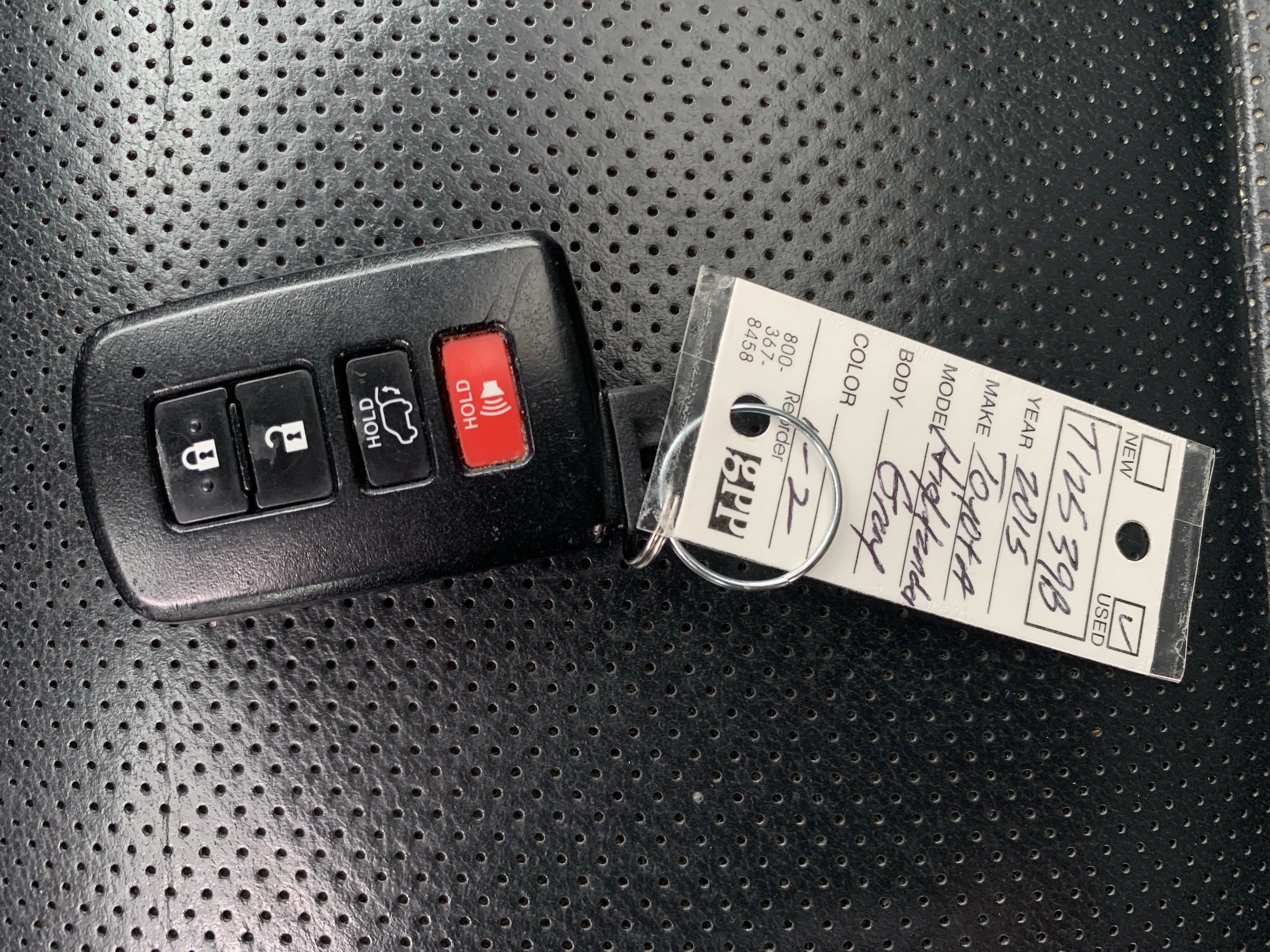 Used 2015 Toyota Highlander Limited Platinum AWD/4WD image 36