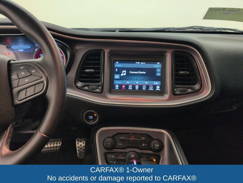 Used 2022 Dodge Challenger SXT image 19