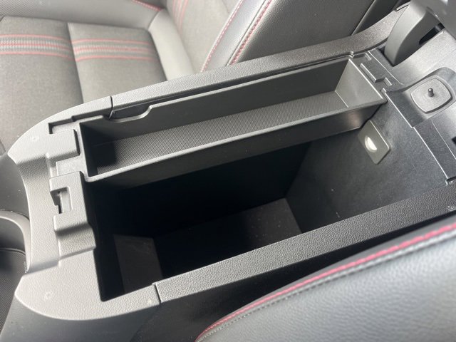 Used 2022 Chevrolet Equinox RS w/ LPO, Floor Liner Package image 32