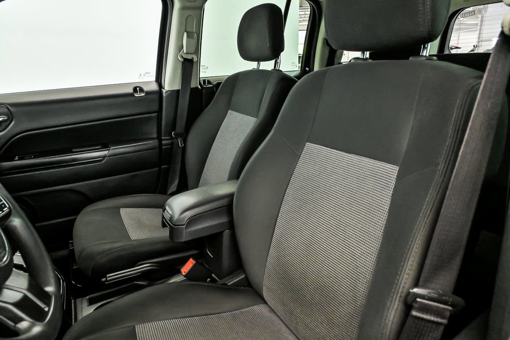 Used 2014 Jeep Patriot Sport w/ Power Value Group FWD image 13