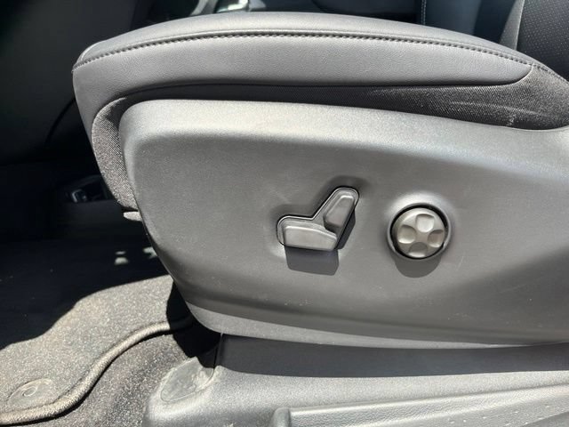 New 2026 Chrysler Pacifica Select AWD/4WD image 14