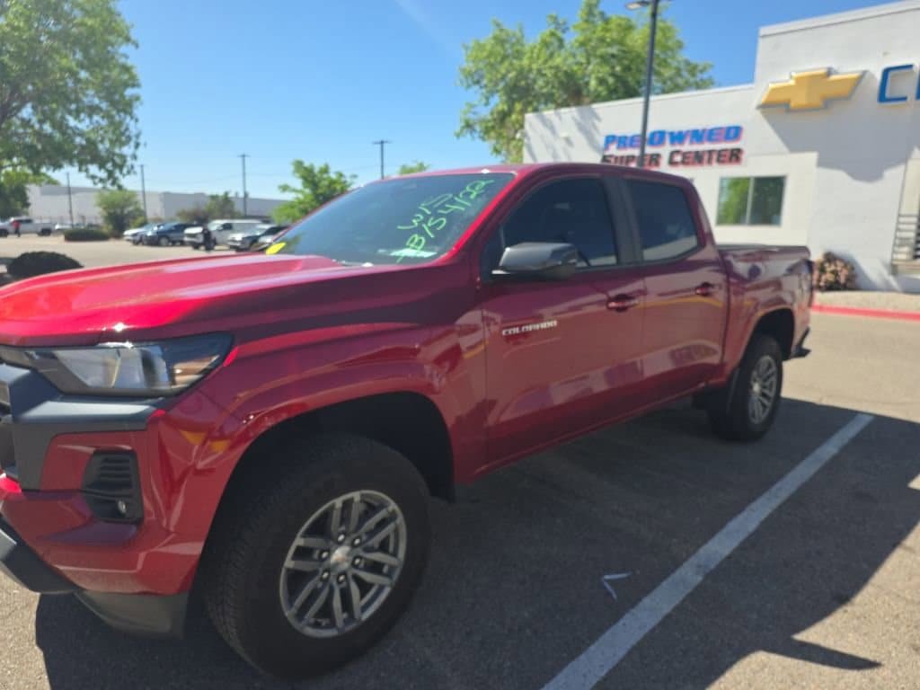 Certified 2024 Chevrolet Colorado LT w/ LT Convenience Package II AWD/4WD image 8