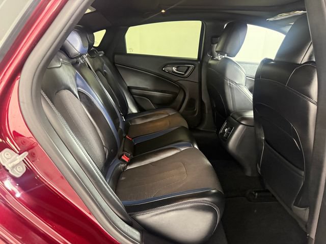 Used 2015 Chrysler 200 S w/ Navigation & Sound Group I FWD image 17