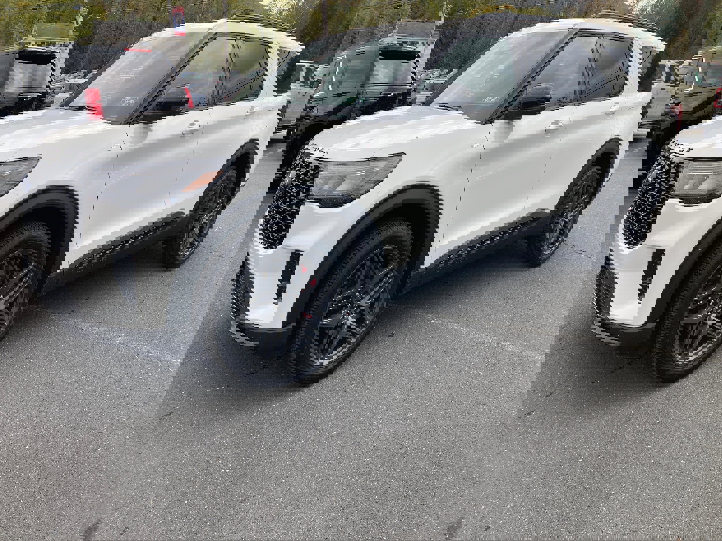 New 2025 Ford Explorer ST-Line