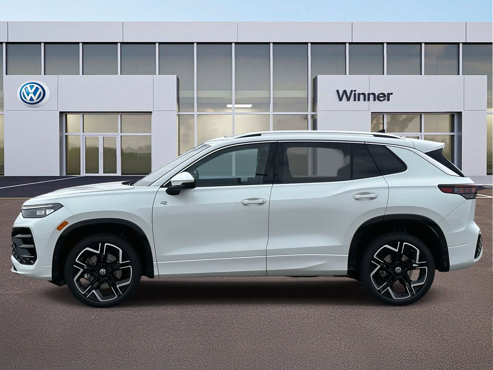 New 2026 Volkswagen Tiguan SEL R-Line image 3