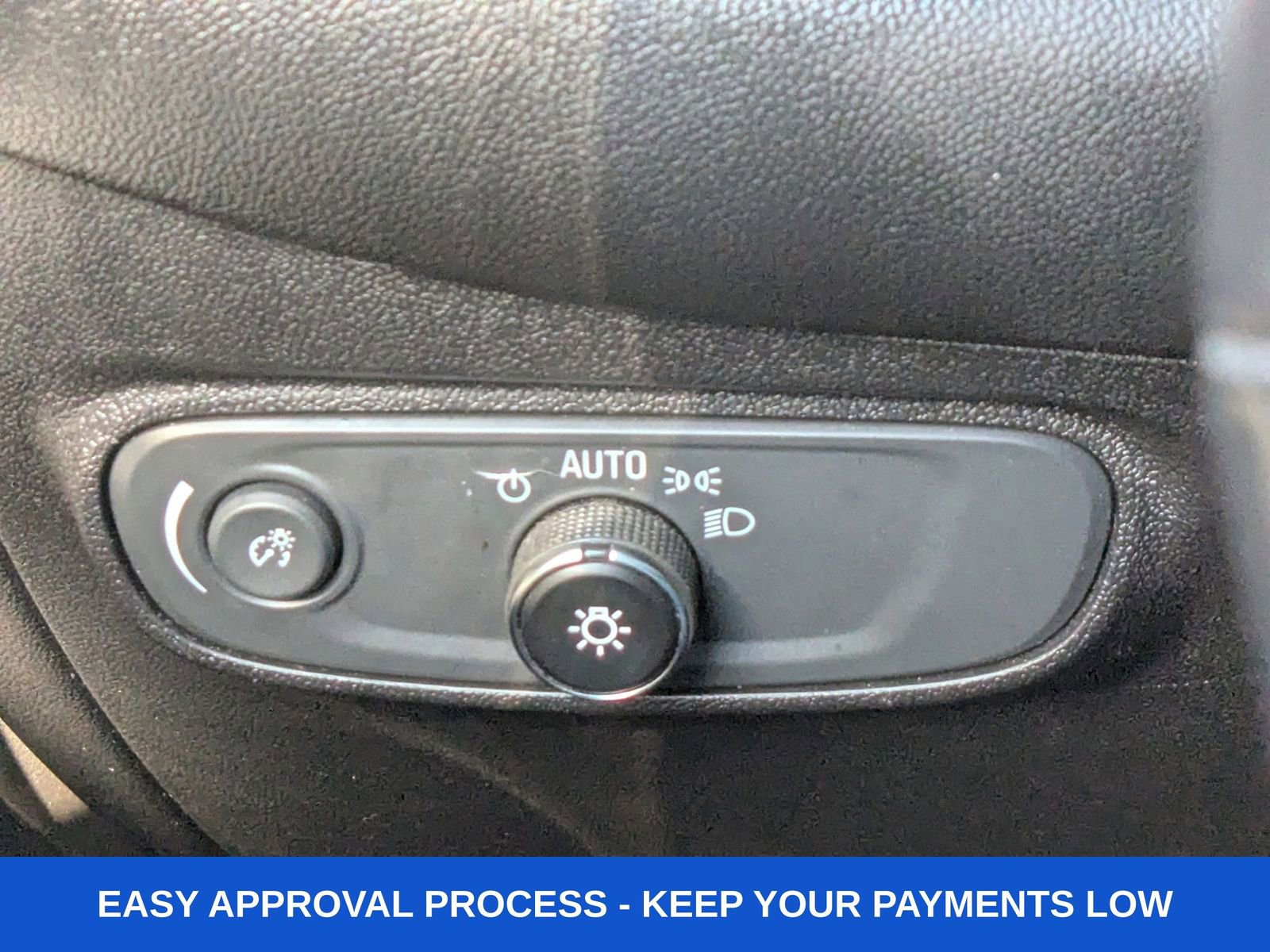 Used 2019 Chevrolet Equinox LT image 42