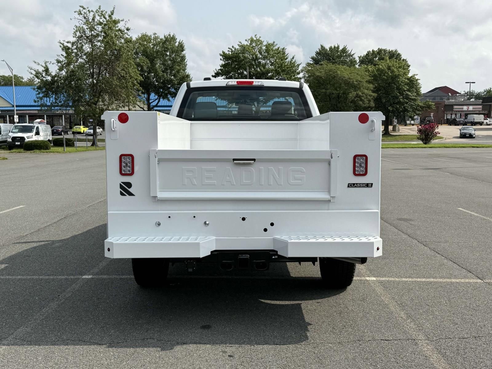 New 2025 Ford F250 XL w/ XL Chrome Package image 3