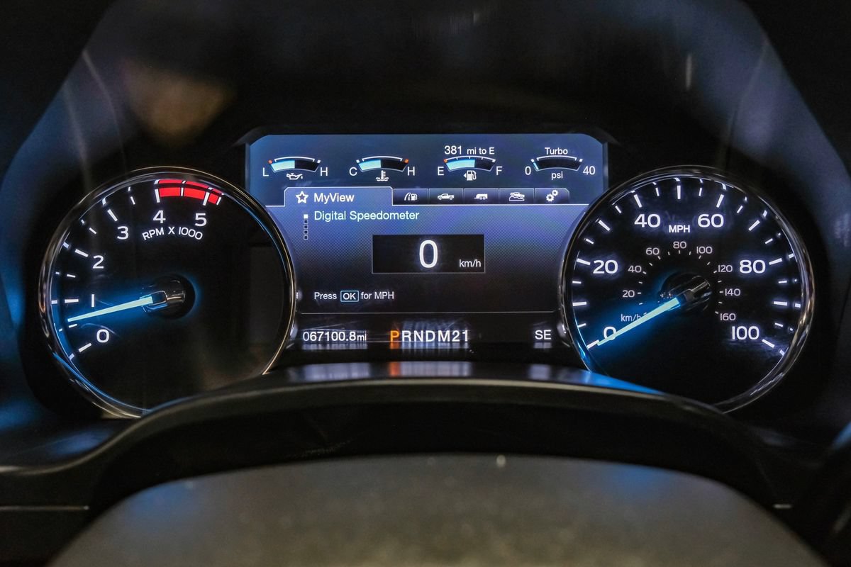 Used 2019 Ford F450 Platinum w/ Platinum Ultimate Package AWD/4WD image 18