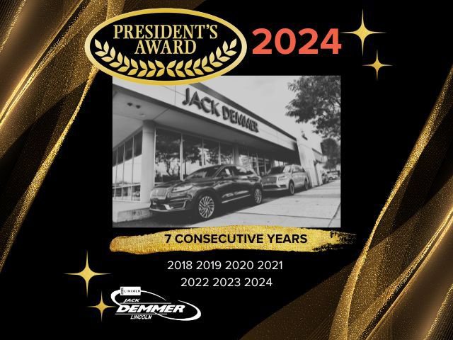 Certified 2024 Lincoln Corsair AWD w/ Equipment Group 101A image 10