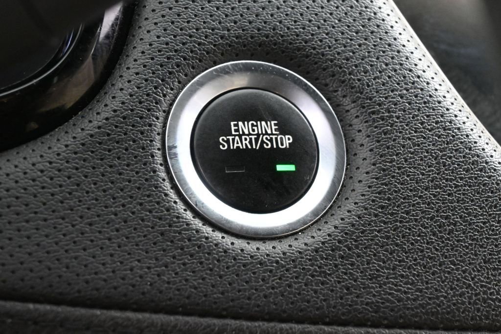 Used 2019 Cadillac XT5 FWD image 27