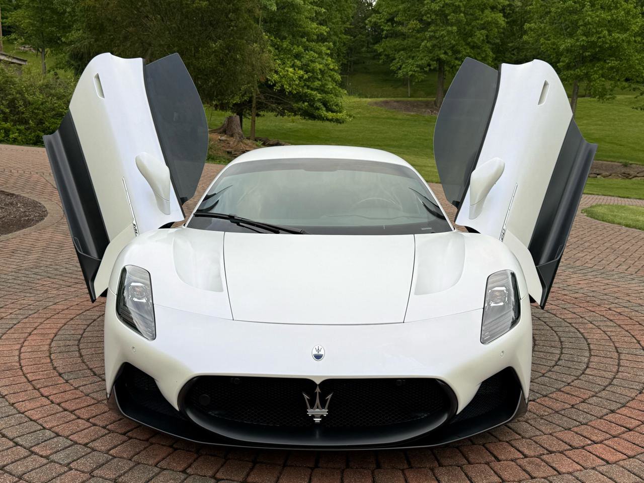 Used 2022 Maserati MC20 Coupe RWD image 19