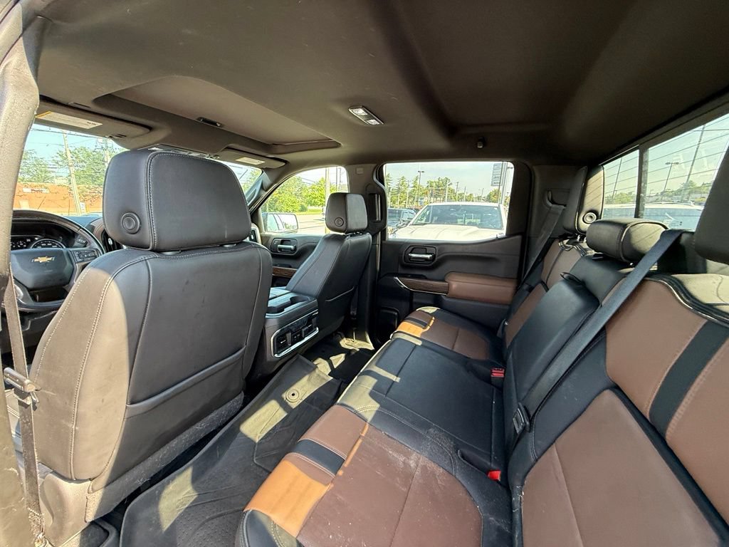 Used 2022 Chevrolet Silverado 1500 High Country w/ LPO, Dark Essentials Package AWD/4WD image 26