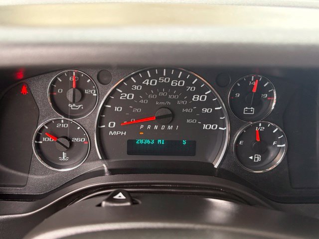 Used 2025 Chevrolet Express 2500 Extended w/ Driver Convenience Package RWD image 18
