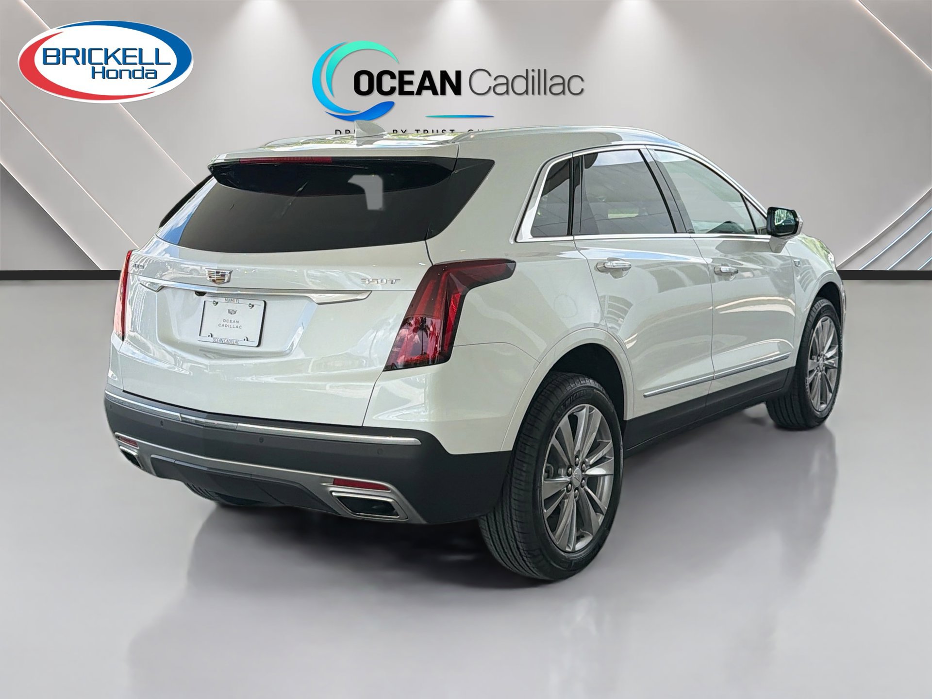 Used 2023 Cadillac XT5 Premium Luxury FWD image 6