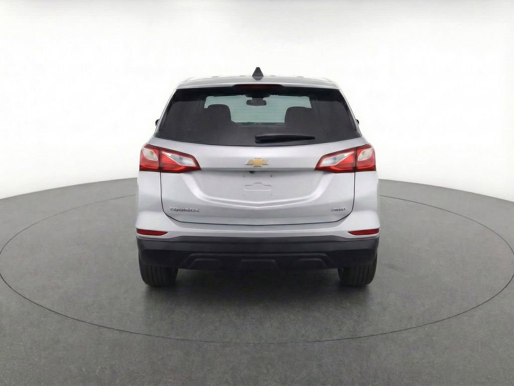 Used 2022 Chevrolet Equinox LS image 6